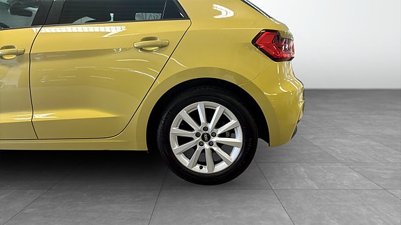 Audi A1 6 of 12