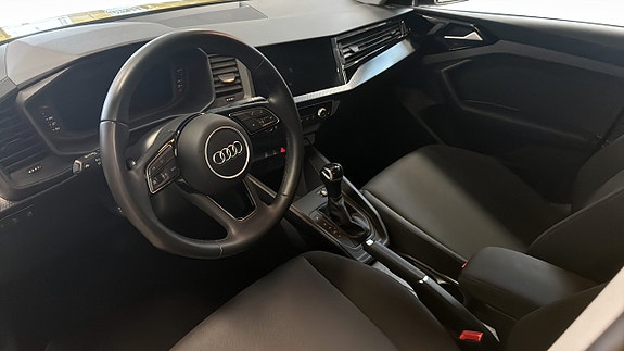 Audi A1 7 of 12