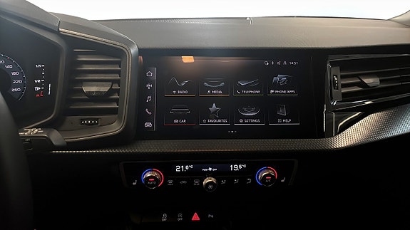 Audi A1 9 of 12