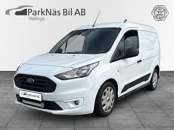 Ford Transit Connect 2 of 5