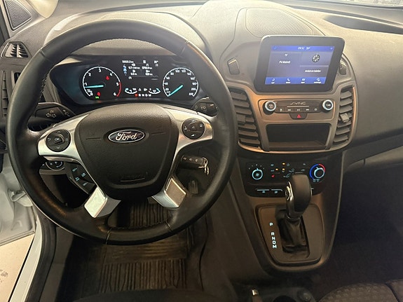 Ford Transit Connect 4 of 5