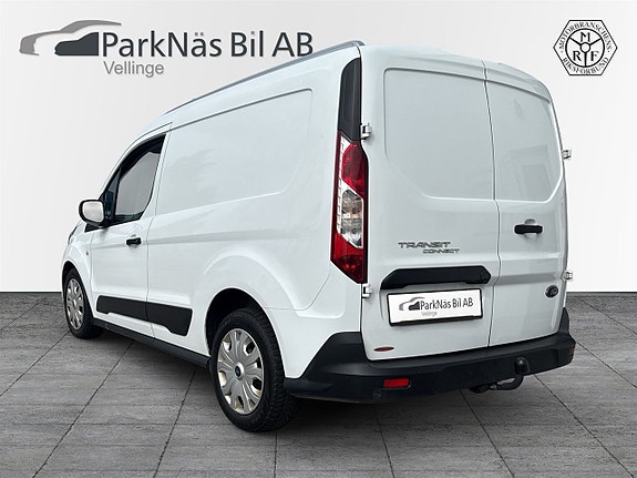 Ford Transit Connect 3 of 5