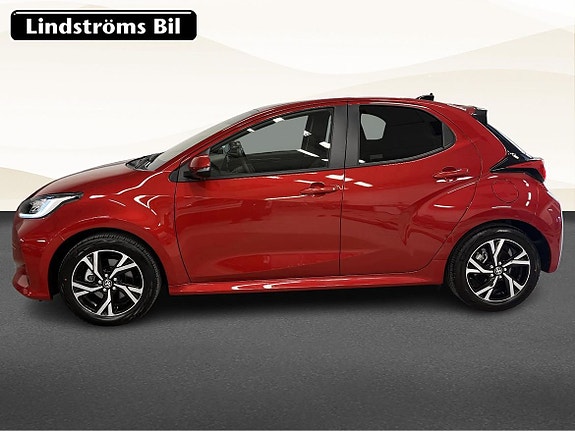 Toyota Yaris 6 of 23