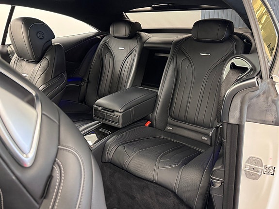 Mercedes-Benz S63 13 of 16