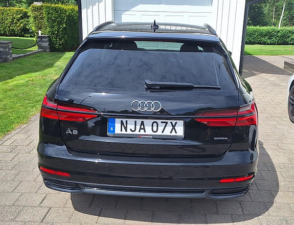 Audi A6 4 of 4