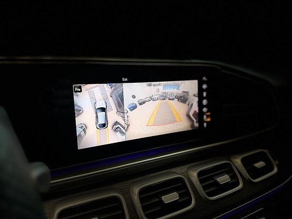 Mercedes-Benz GLE350 de 10 of 11