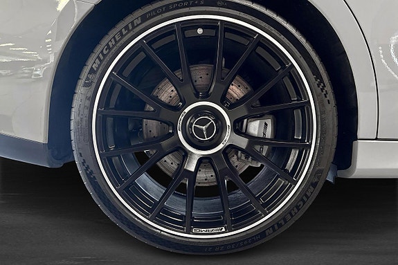 Mercedes-Benz E53 11 of 15