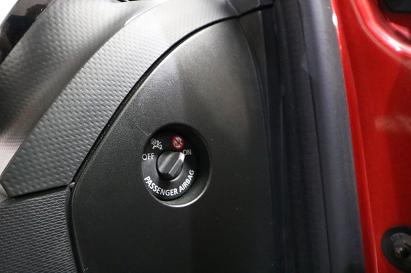 Renault Captur 13 of 16