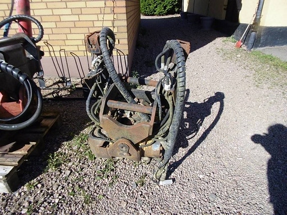 Engcon rotor tilt 2 of 2