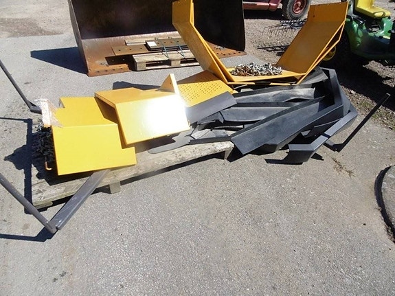 Volvo L 150 C 2 of 3
