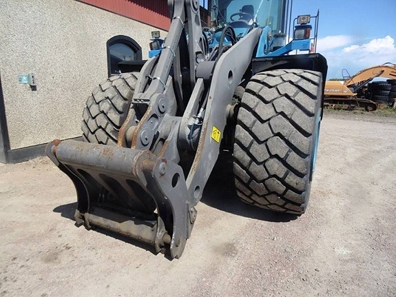 Volvo L 220 G 4 of 4