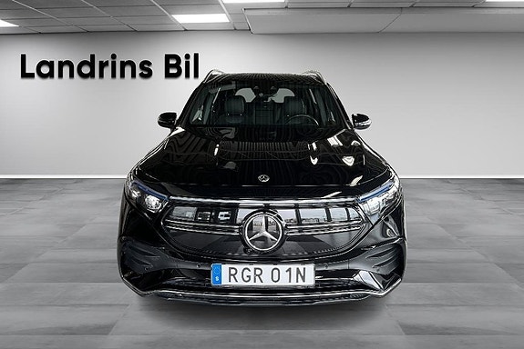 Mercedes-Benz EQB300 2 of 5