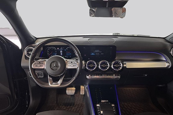 Mercedes-Benz EQB300 7 of 22