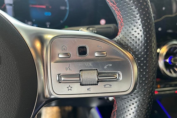 Mercedes-Benz EQB300 20 of 22