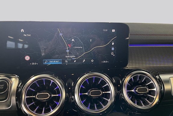Mercedes-Benz EQB300 11 of 22