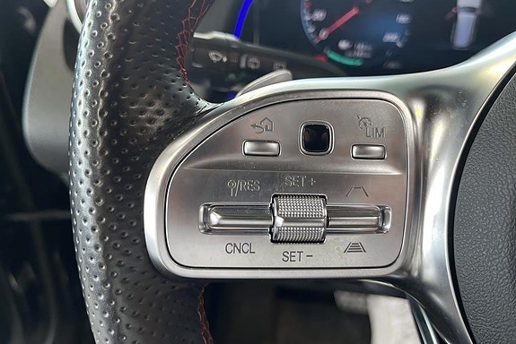 Mercedes-Benz EQB300 19 of 22