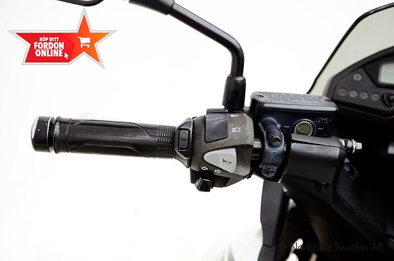 Honda VFR800X 5 of 9
