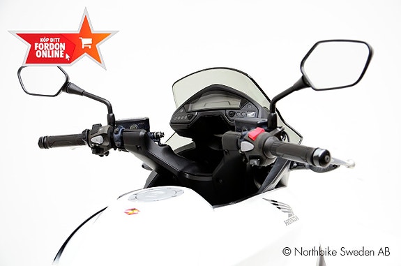 Honda VFR800X 7 of 9