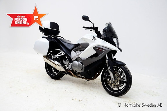 Honda VFR800X 2 of 9