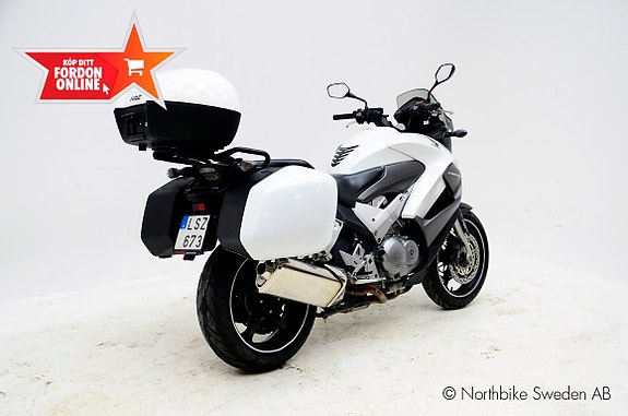Honda VFR800X 3 of 9