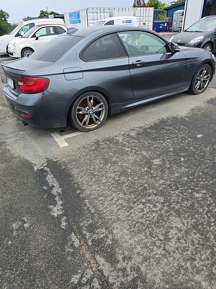 BMW M235i 4 of 5
