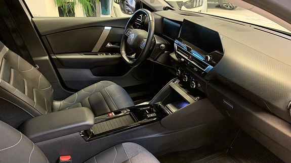 Citroen C4 9 of 11