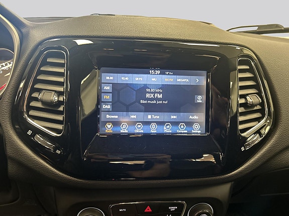 Jeep Compass 13 of 19