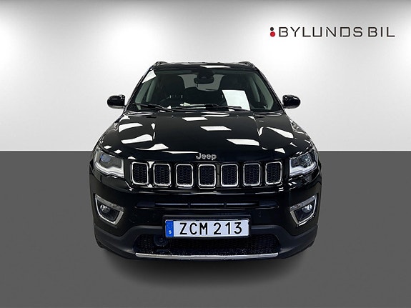 Jeep Compass 2 of 5