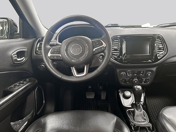 Jeep Compass 7 of 19