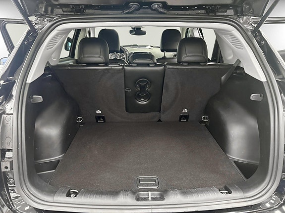 Jeep Compass 10 of 19