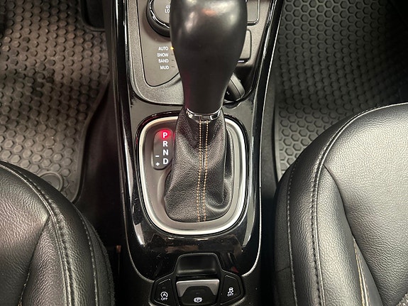 Jeep Compass 17 of 19