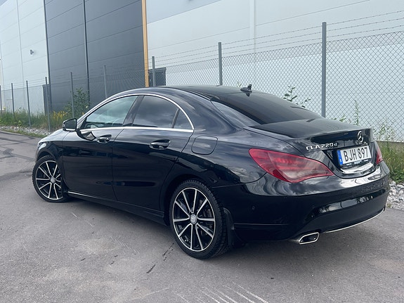 Mercedes-Benz CLA220 d 4 of 5