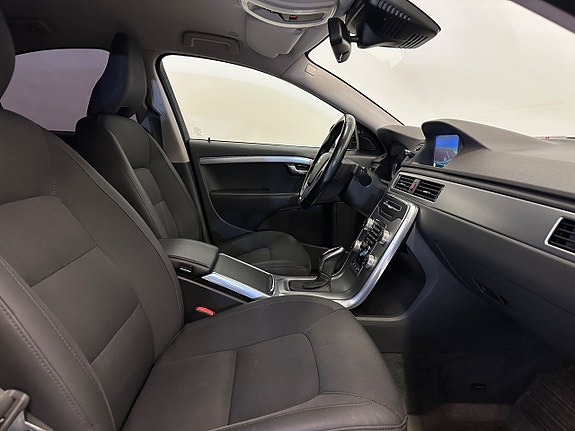 Volvo S80 17 of 29