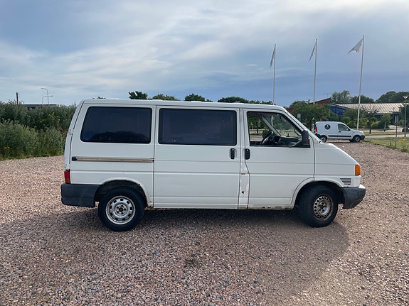 Volkswagen Transporter 3 of 5