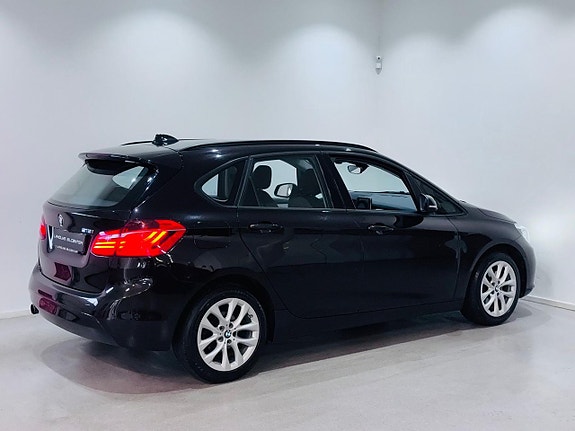 BMW 218i 21 of 21