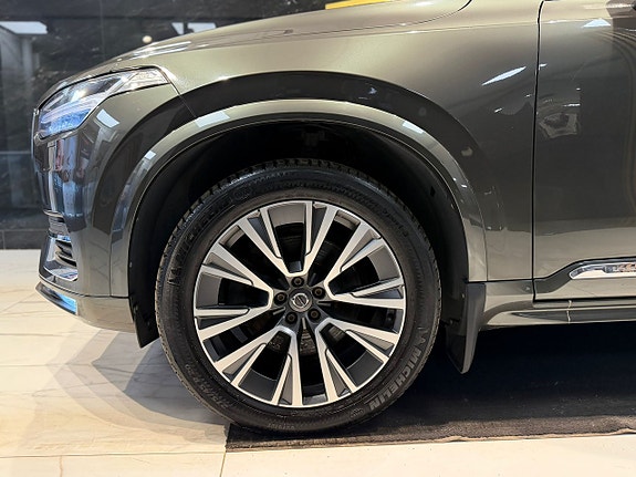 Volvo XC90 28 of 30