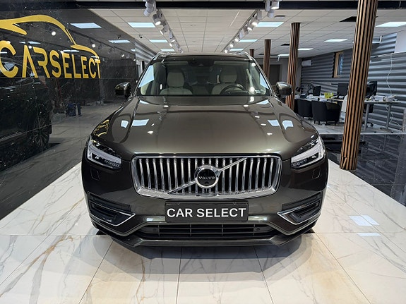 Volvo XC90 9 of 30