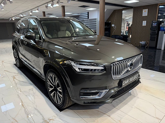 Volvo XC90 8 of 30