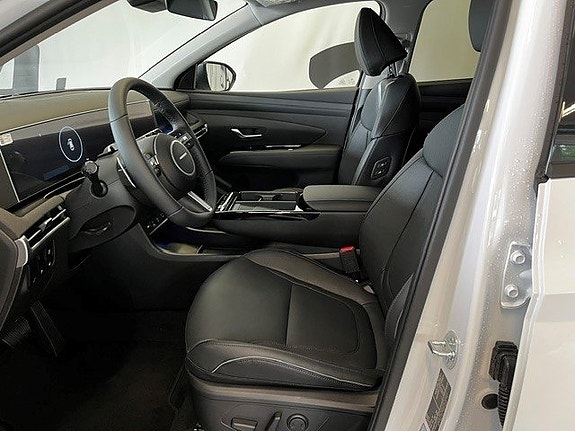 Hyundai Tucson 4 of 5
