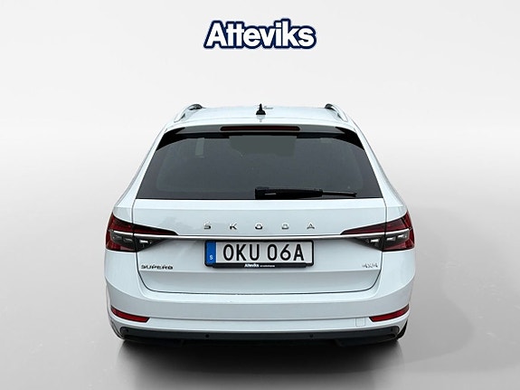 Skoda Superb 4 of 5