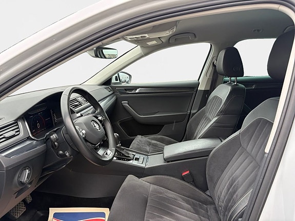 Skoda Superb 9 of 14