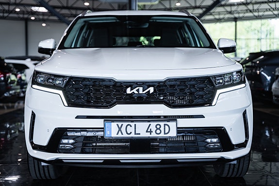 Kia Sorento 8 of 30