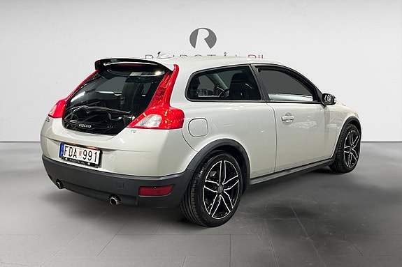 Volvo C30 7 of 19