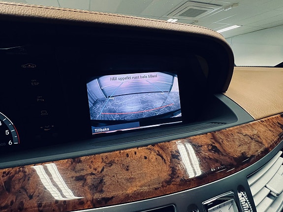Mercedes-Benz S320 22 of 27