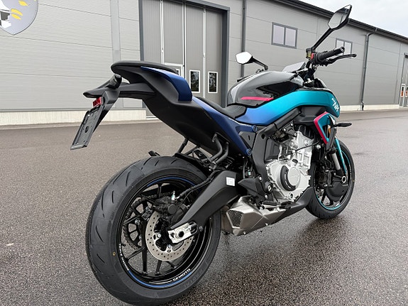 CFMOTO 675NK GP - Köp Online 4 of 17