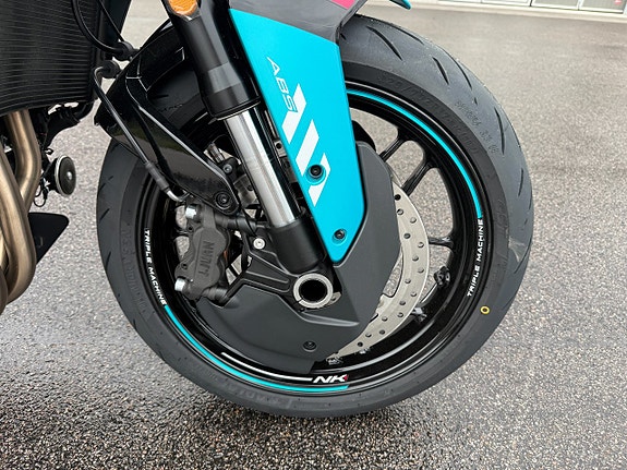 CFMOTO 675NK GP - Köp Online 11 of 17