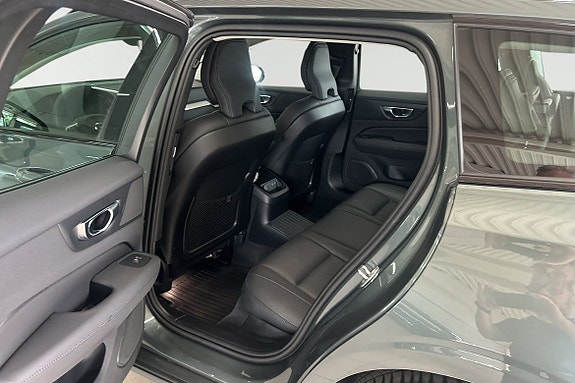 Volvo V60 9 of 30