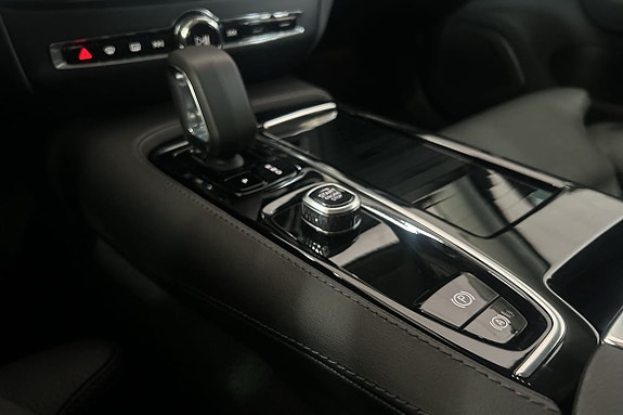 Volvo V60 23 of 30