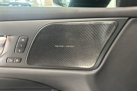 Volvo V60 27 of 30