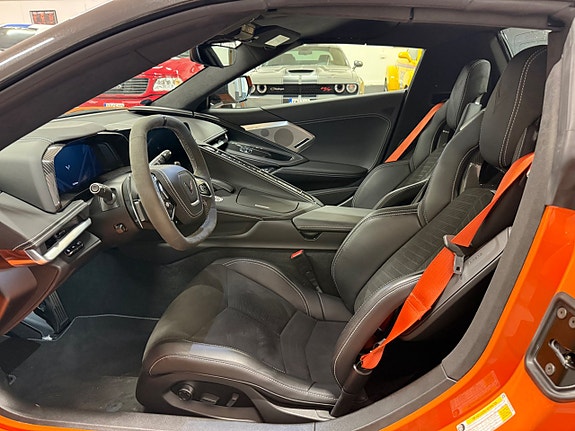 Chevrolet Corvette 22 of 27